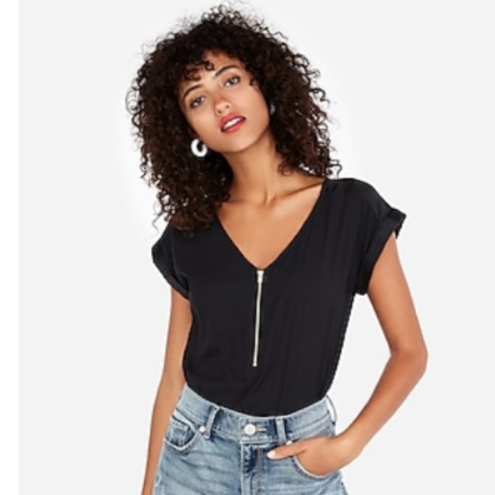 EXPRESS - Silky zip front gramercy top
